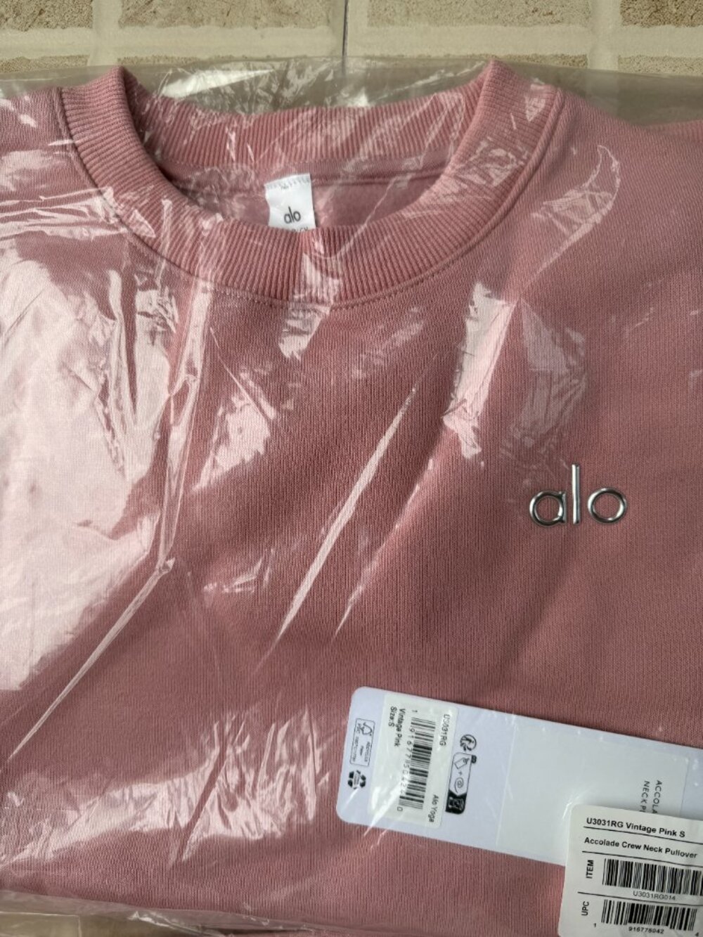 Auth ALO Yoga Set VTG Pink Accolade Crew Neck Pullover And Short - Picture 5 of 6